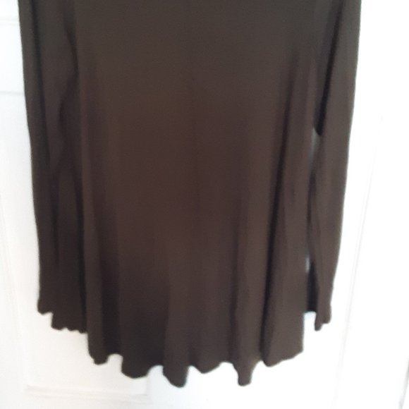 Isaac Liev  Women's Long Sleeve Swing Tunic Top - Picture 9 of 9